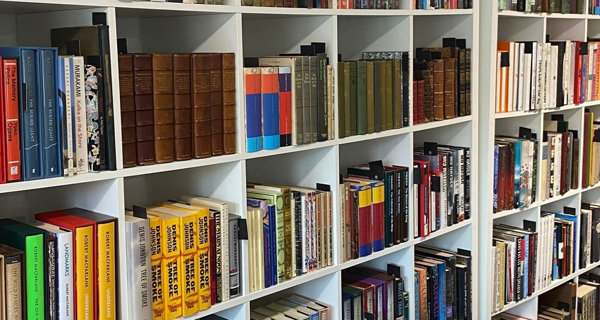 Books at an Auctioneum valuation event